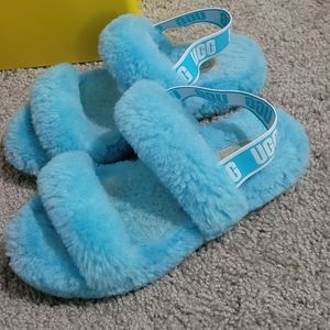 Cute blue ugg sandles